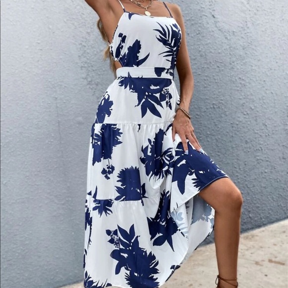 Boho blue white floral tropical print tie back maxi dress - Picture 5 of 14